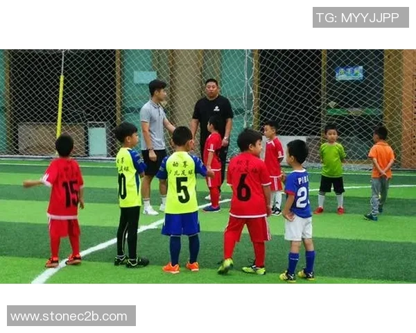 广州儿童足球培训班助力孩子成长与团队合作能力提升的最佳选择